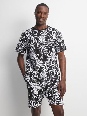 Jet Men's Black/White Leaf Print Shorts