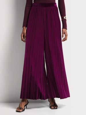 Wide Leg Velour Pleated Pants