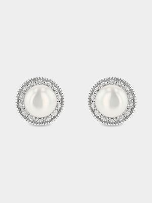 Sterling Silver Vintage-Inspired Pearl Stud Earrings