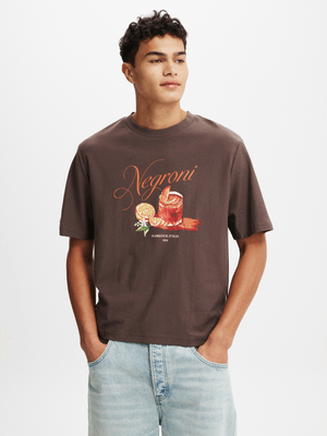 Men's Cotton On Brown Cropped Fit Graphic T-Shirt