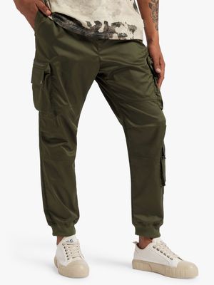 Men's Markham Technical Dark Green Cargo Jogger