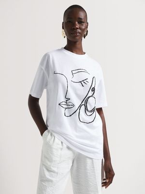 Face Line Graphic T-Shirt