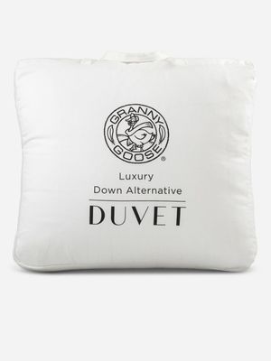 Granny Goose down alternative duvet