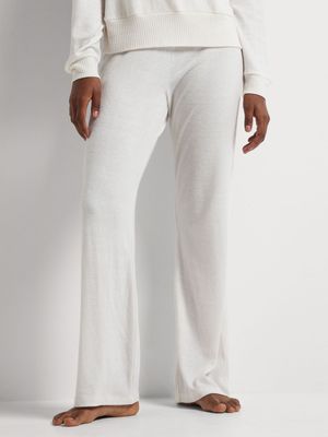 Soft Touch Relaxed Leg Pants