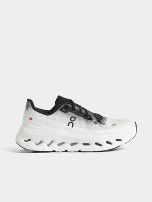 On Running Women's Cloudtilt Black/Ivory Sneaker