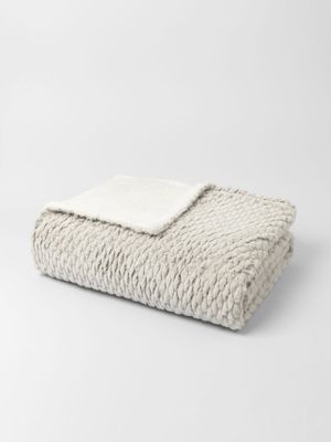 Mini Oval Sheepskin Blanket Taupe 150x200
