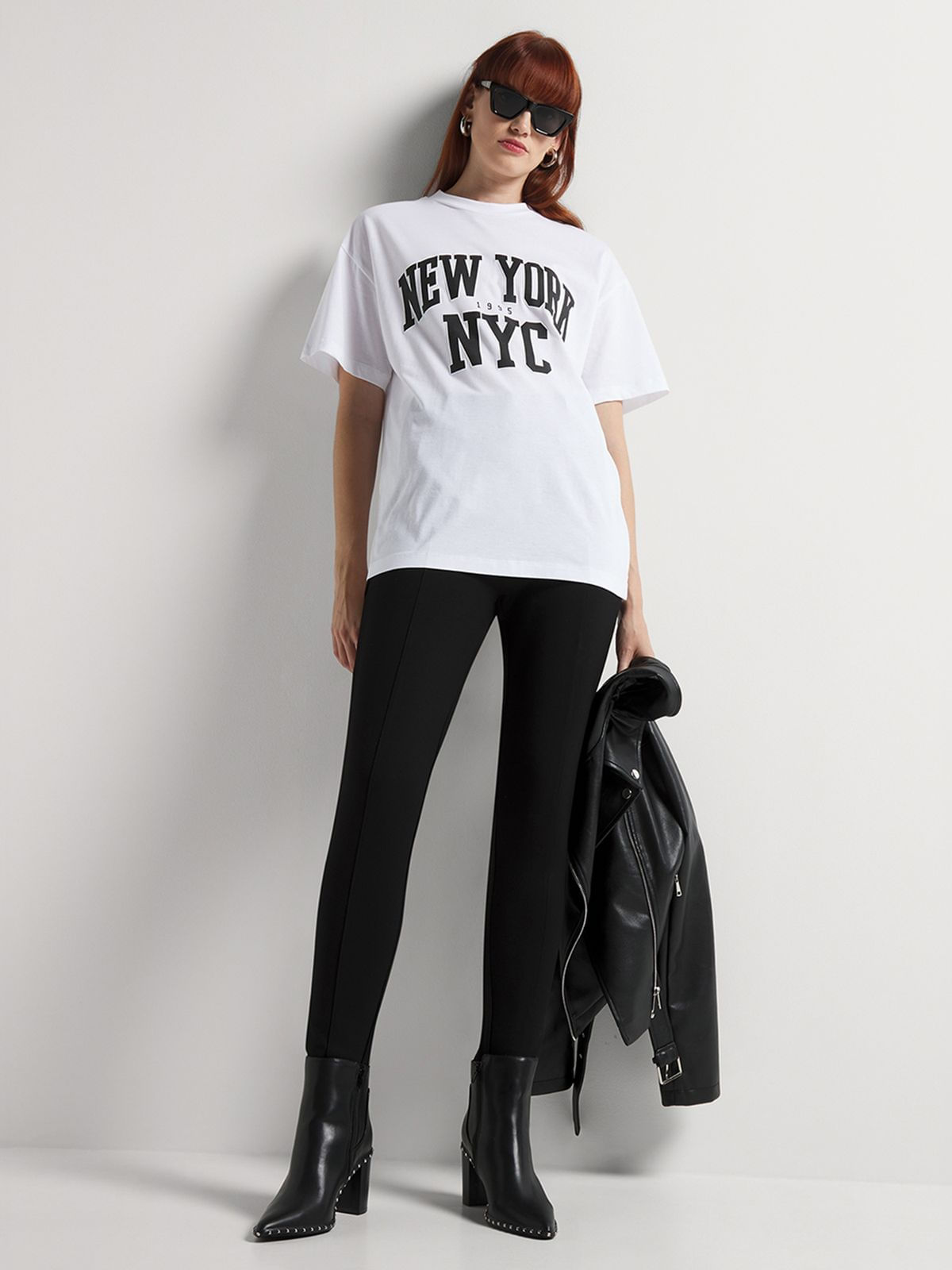 Oversized New York Graphic T-shirt - Bash.com