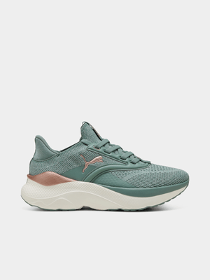 Women's Puma Softride MAyve Green/Gold Sneaker