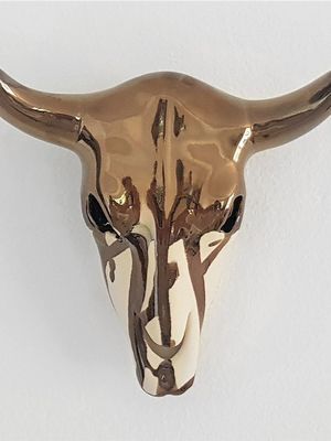 rialhem medium cow skull b/bisque 17cm