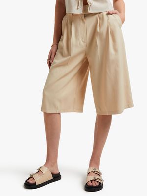 The FIX Women's Natural Bermuda Shorts