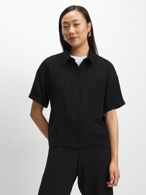 Exact Women's Black Boxy Shirt