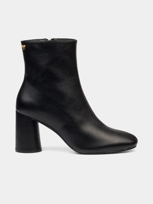 Women's Butterfly Feet Black Kylee 1 Boots