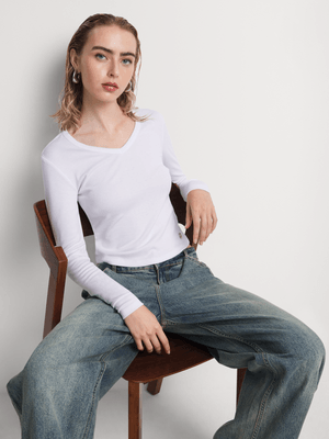 Long Sleeve V-Neck Top
