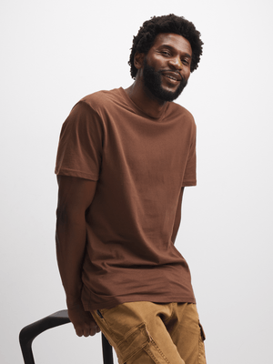 Jet Men's Chocolate T-Shirt
