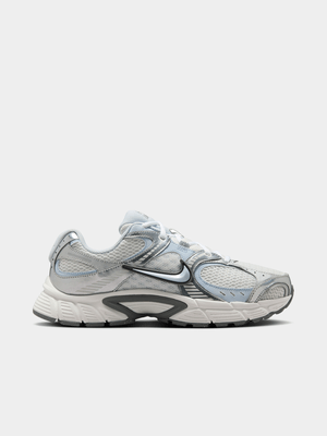 Nike Womens v5 RNR White/Smoke Grey Sneakers