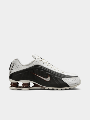 Nike Women's Shox R4 Sail/Black Sneaker