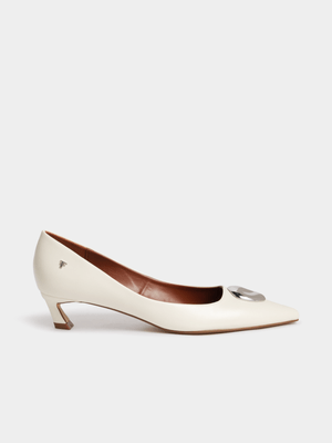 Hardware Detail Pointed Court Heels