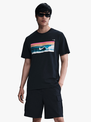 Nike Men's Nsw Black T-Shirt