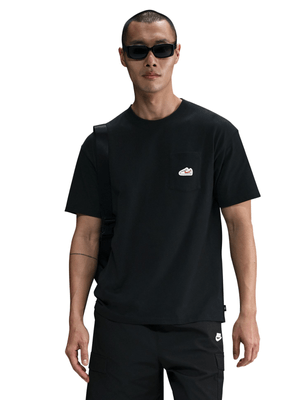 Nike Men's Max90 Sneaker Patch Black T-Shirt