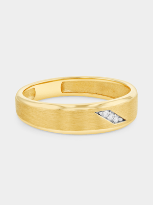 Yellow Gold Lab Grown Diamond Diagonal Satin Centre Ring