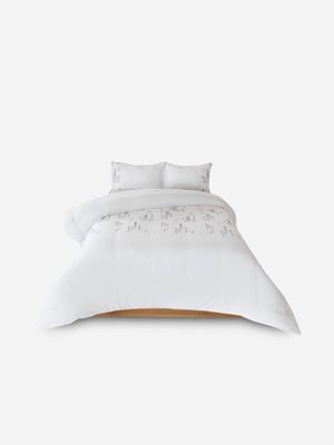 Volpes Lavender 300tc White Duvet Cover Set