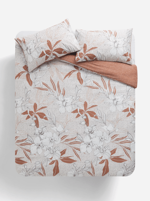 Jet Home Red Spritz Floral Duvet Cover Set