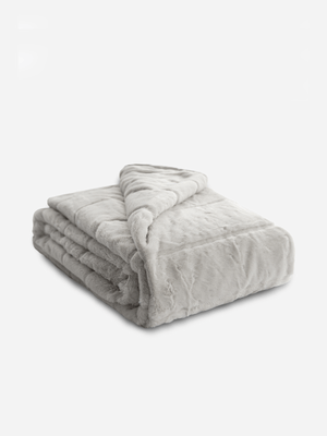 Volpes Cora Champagne Throw
