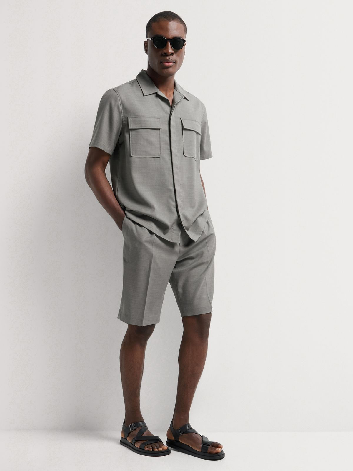 Men's Markham Textured Linen Olive Pleated Short Bash