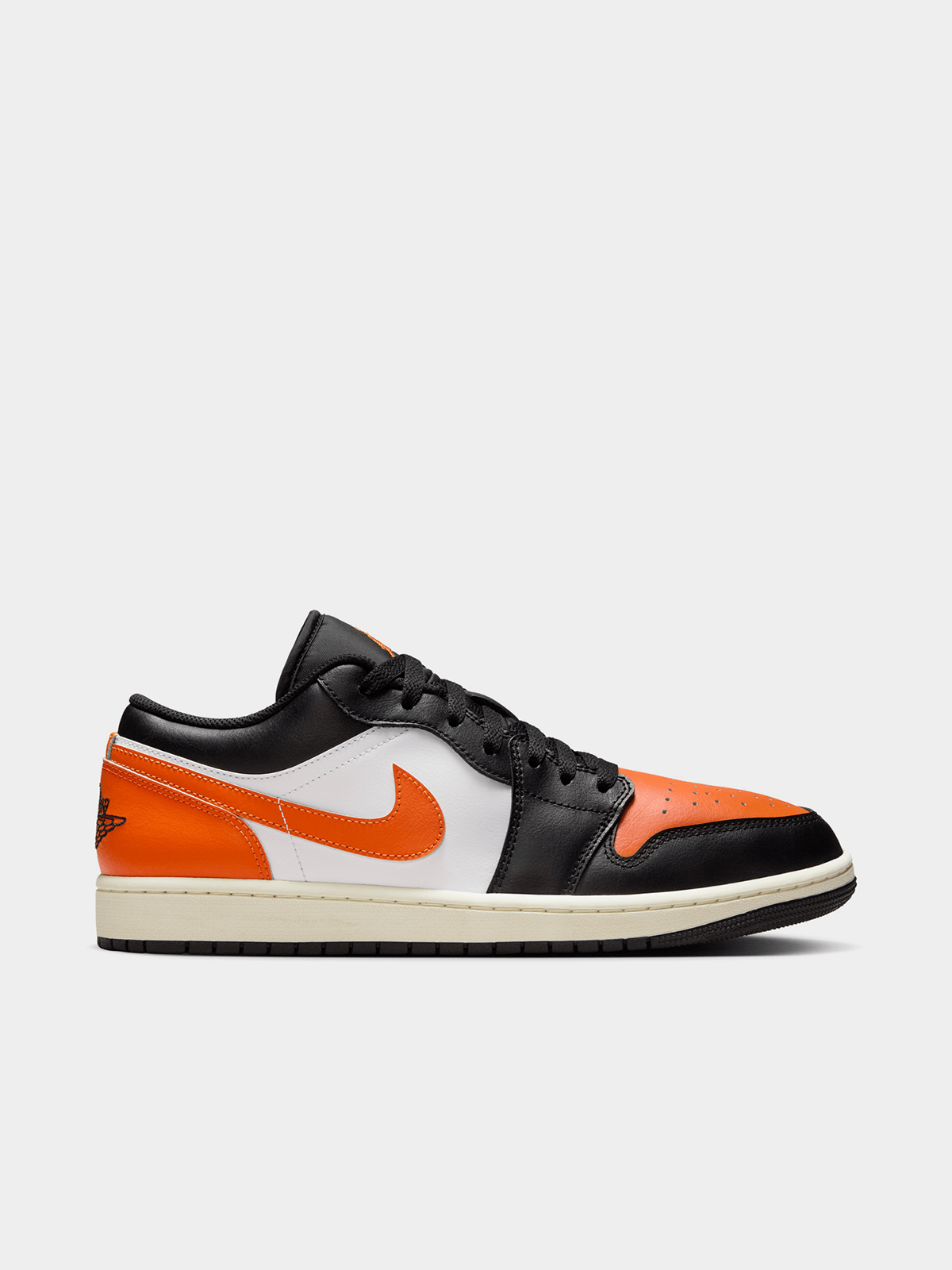 Jordan Men's Low Black/Orange Sneaker Bash