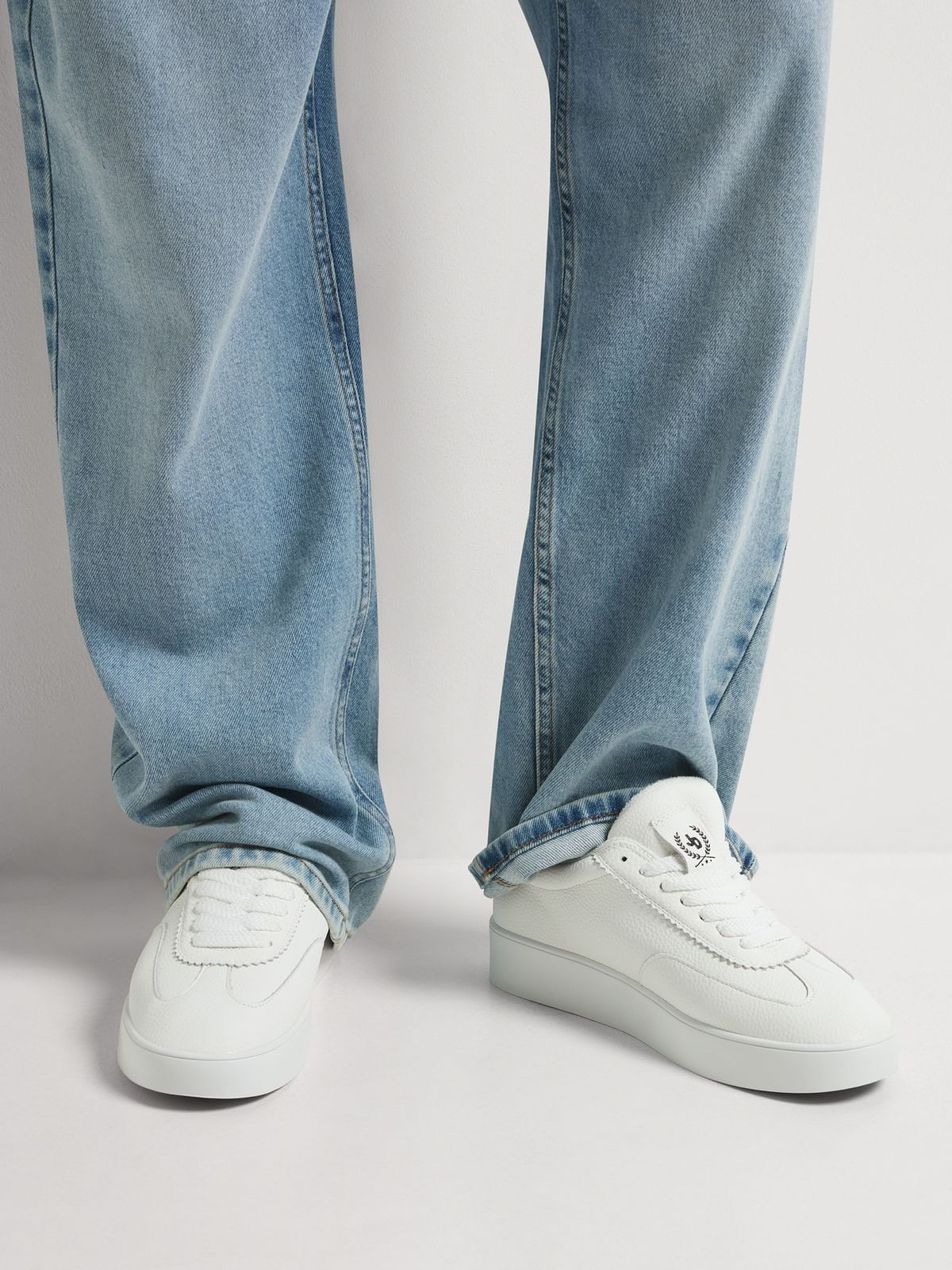ちゃー Jonathan D Men's Court White Sneaker | Bash