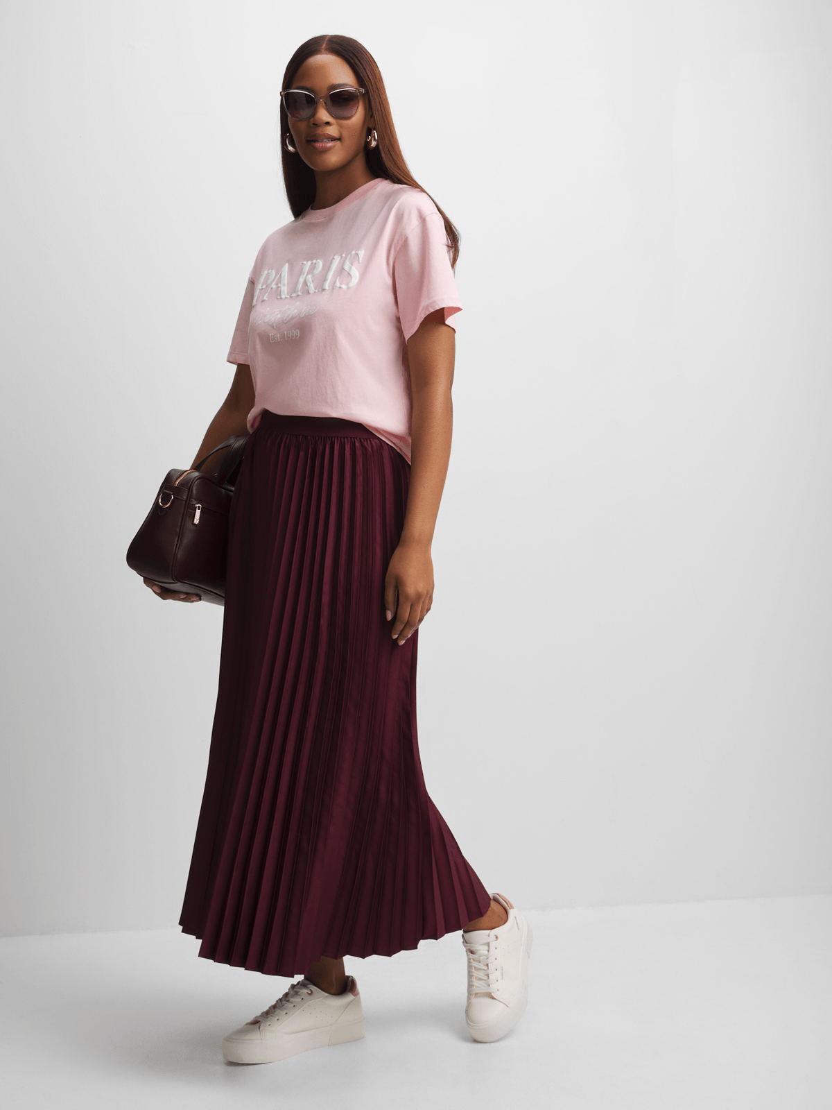Outfit Women's Burgundy Midi Skirts Satin Pleated Midi