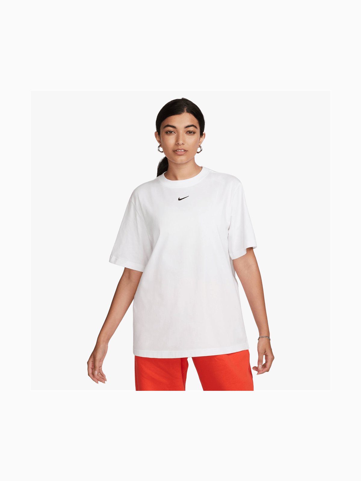 white womens nike t shirt