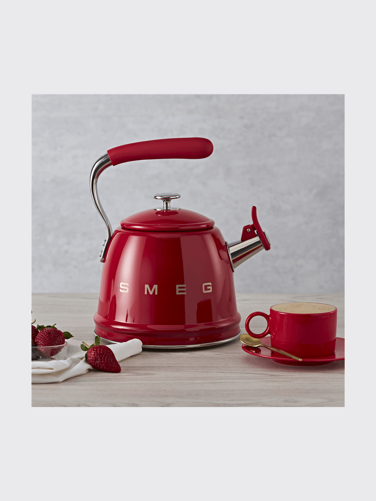 Smeg Stove Top Kettle Red 2.3L | Bash