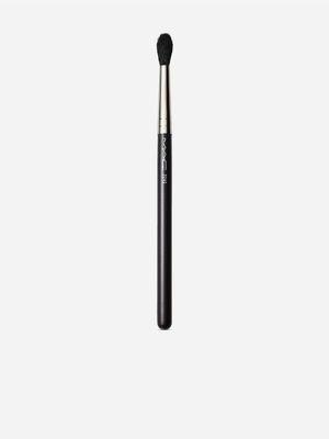 MAC 224S Tapered Blending Brush