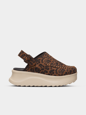 Women's HEYDUDE Brown Delray Clog Suede