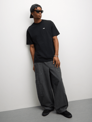 Vans Men's Left Chest II Logo Loose Fit Black T-Shirt