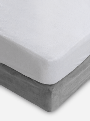 Volpes Waterproof Mattress Protector