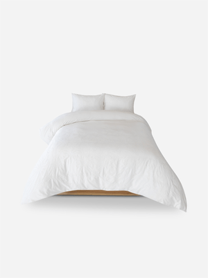 Volpes Vita White Duvet Cover Set