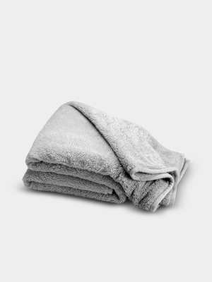 Volpes Cloud Grey Blanket