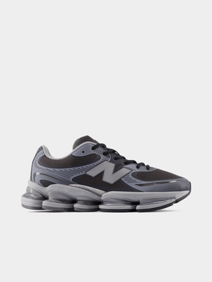 New Balance Men's 2000 Black/Silver Sneaker