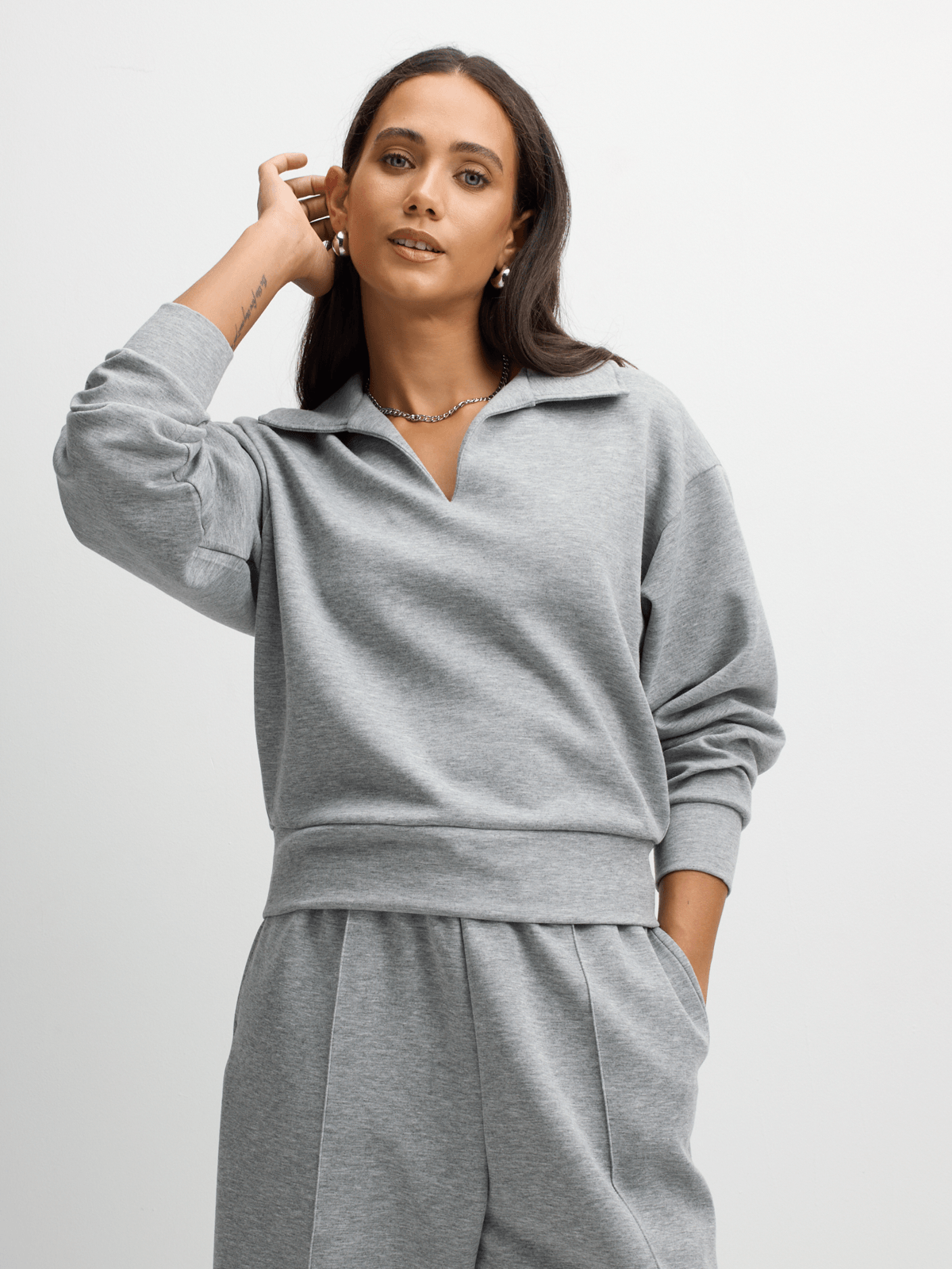 n.k atelier shoulder sweat shirts グレー Exact Women's Grey Soft Touch Collar Sweat Top | Bash